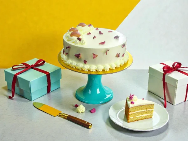 Gulab Jamun Eggless Fusion Cake
